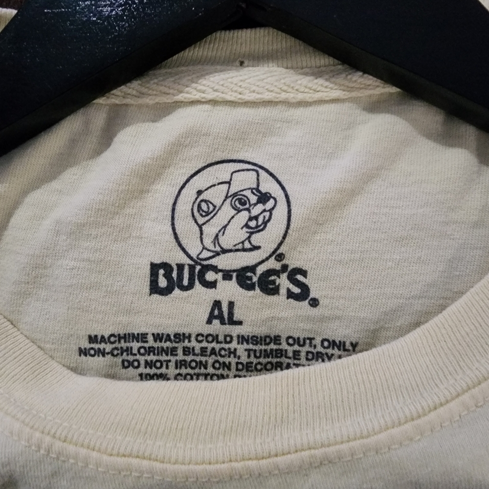 Buc-ee's Shirt - Picture 8 of 9